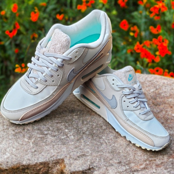 Nike Air Max - Picture 1 of 6